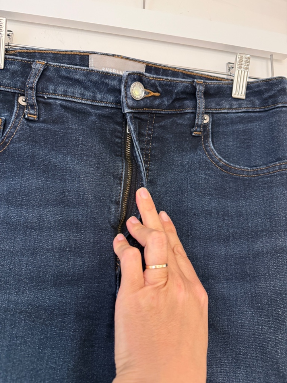 Everlane The Curvy High-Rise Skinny Jean - Picture 3 of 7